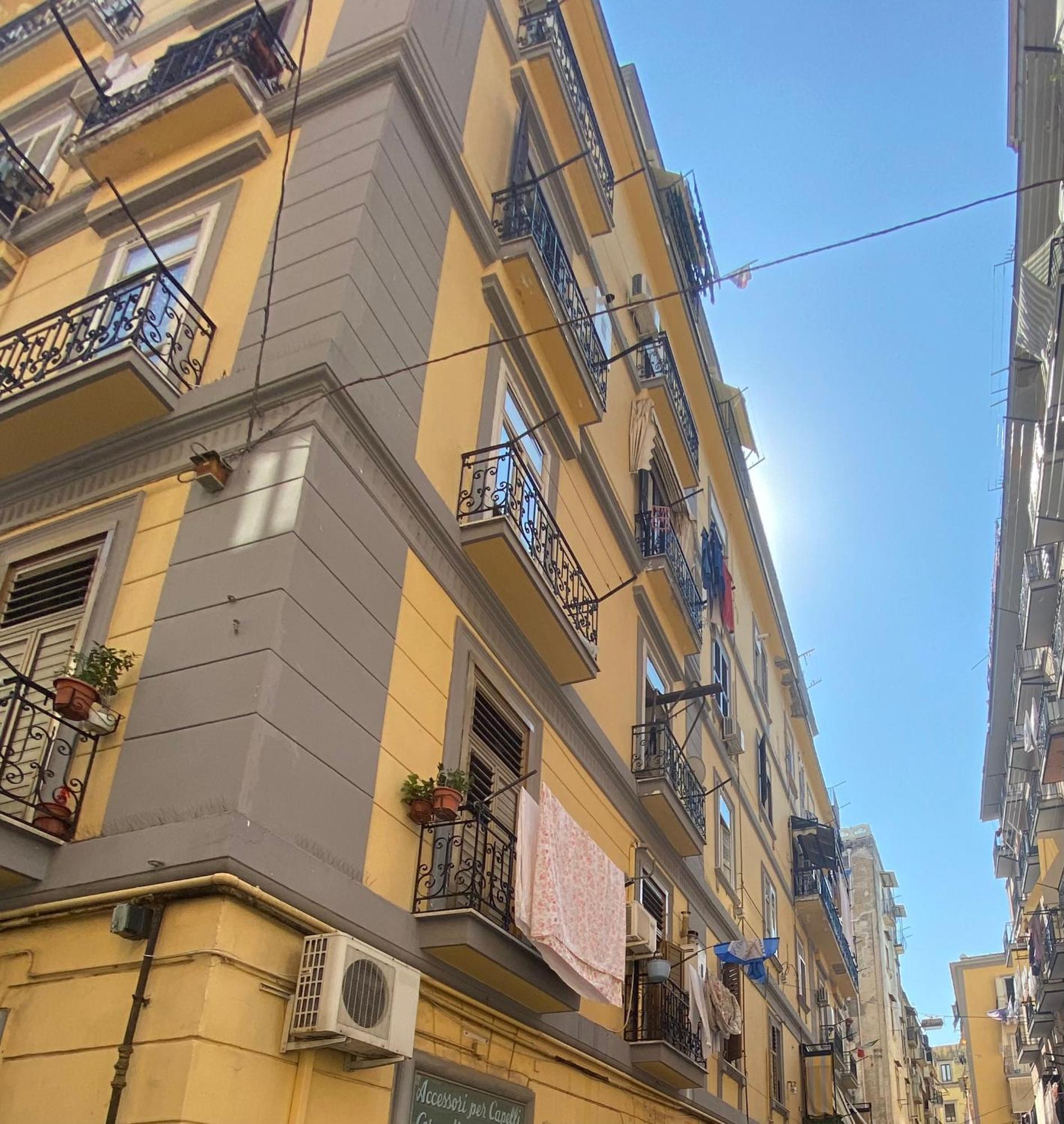 Ruma Guesthouse ナポリ エクステリア 写真
